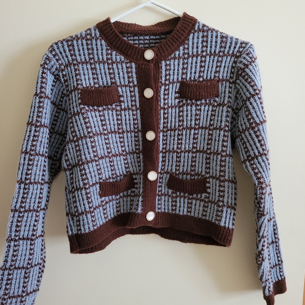 New knitted blazer